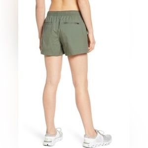 Vuori Ripstop Shorts Medium Women’s